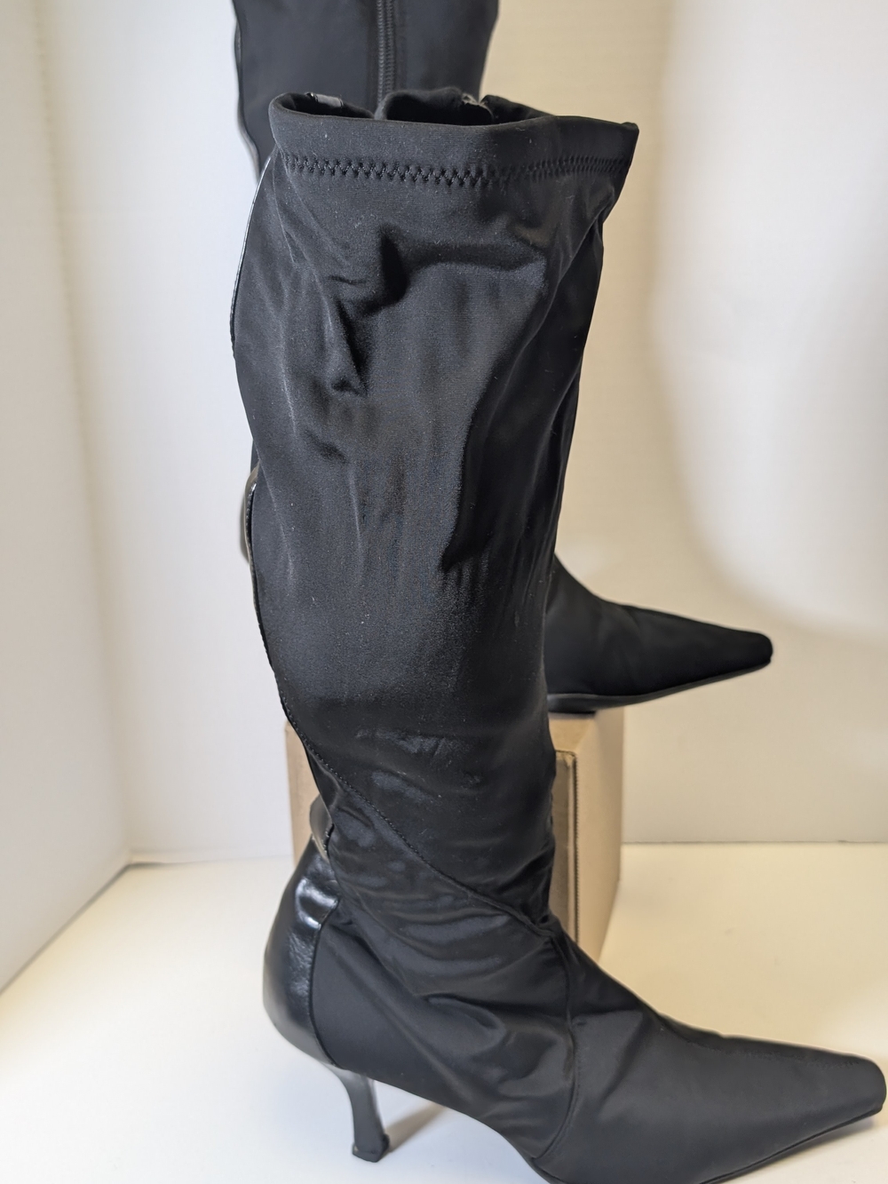 LNine West Black Leather Knee-High Boots with Pointed Toe